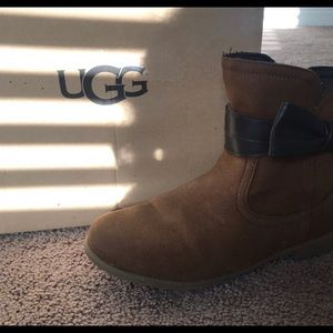 Black and Brown Ugh boots